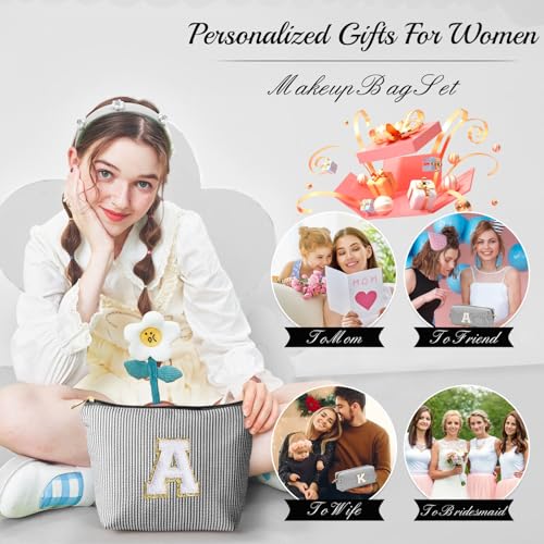 Initial Makeup Bag, Makeup Bag Travel Cosmetic Bag Cute Makeup Bag Personalized Engagement Bridesmaid Best Friend Birthday Gifts for Women Hostess Gifts for Her Friend Female Preppy Stuff M
