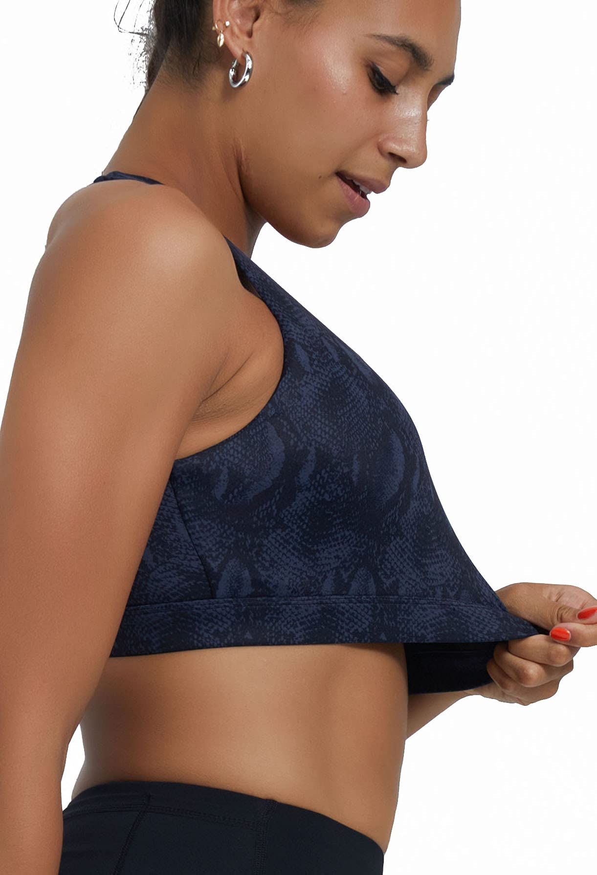 RUNNING GIRL Sports Bra for Women, Criss-Cross Back Padded Strappy Sports Bras Medium Support Yoga Bra with Removable Cups