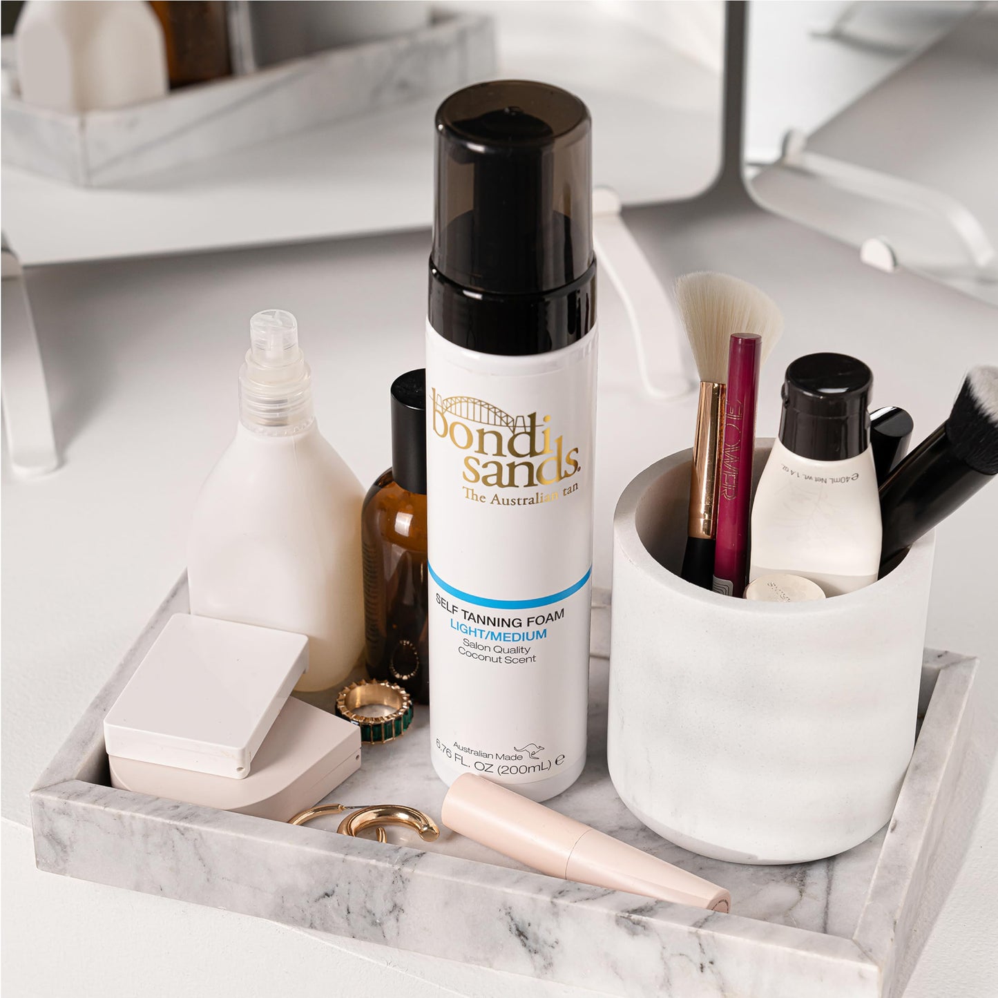 Bondi Sands Self Tanning Foam | Lightweight, Self-Tanner Foam Enriched with Aloe Vera and Coconut Provides an Even, Streak-Free Tan